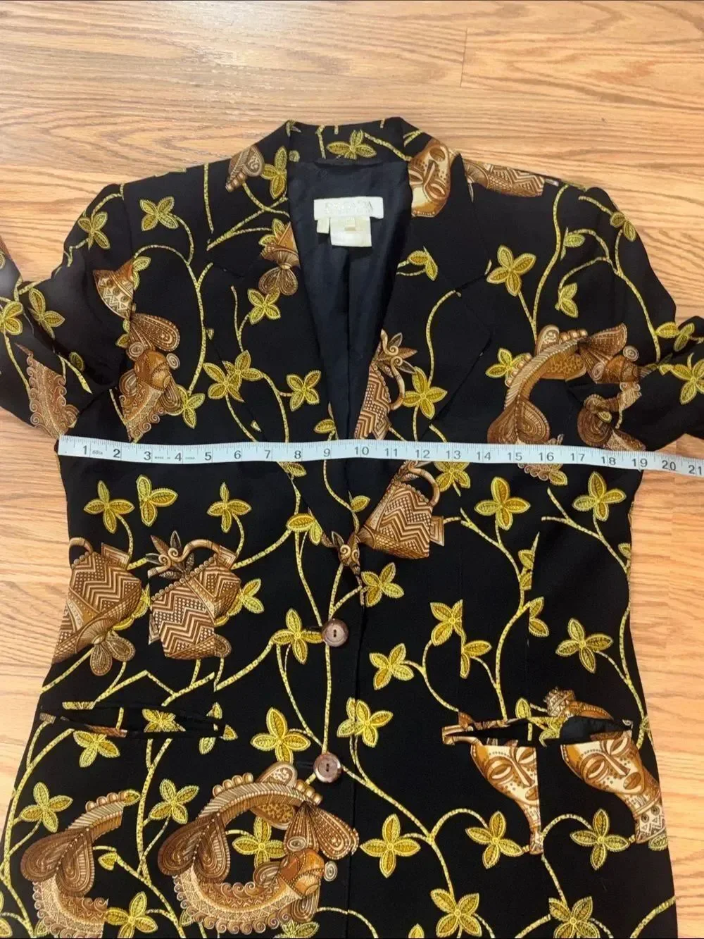 Escada Margaretha Ley 100% Silk Print Jacket, black, tan, gold, size 40, US 10
